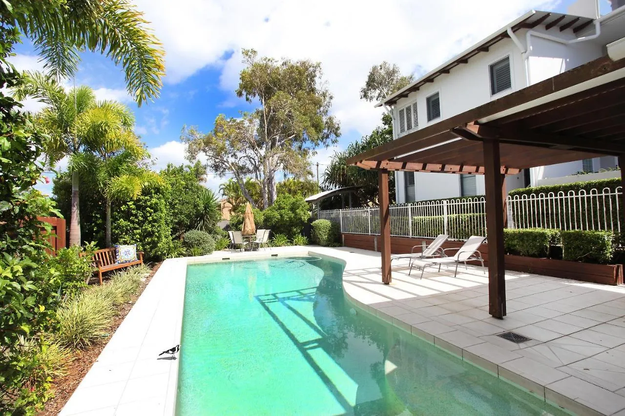 Stylish Beachside Holiday Penthouse Coolum Beach Apartment