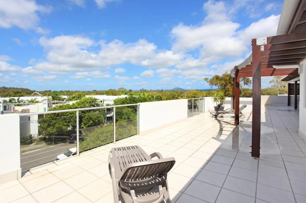 Stylish Beachside Holiday Penthouse Coolum Beach